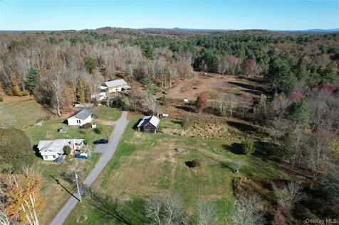 41 Martin Lane Mongaup Valley NY 12762