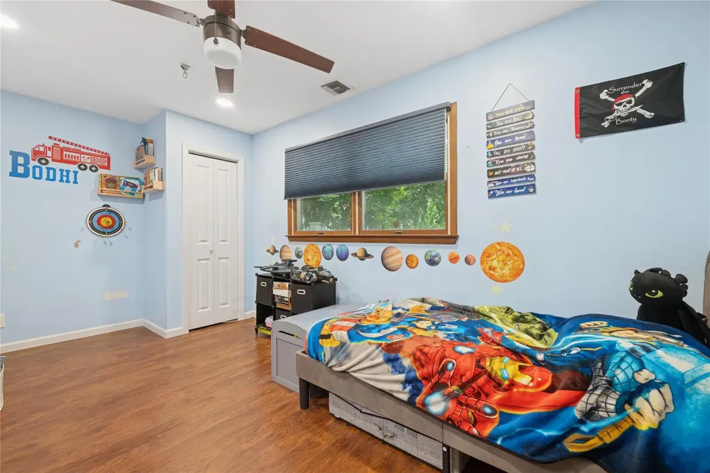 76 Cadman Avenue Babylon NY 11702