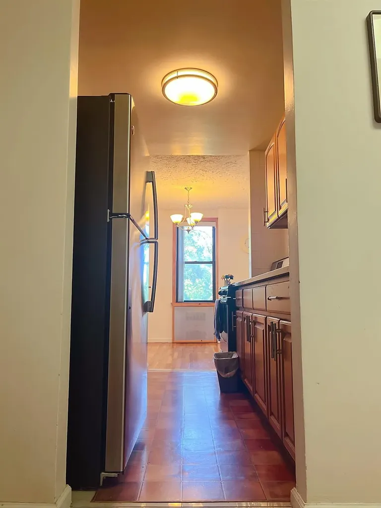 140-39 34 Avenue Flushing NY 11354