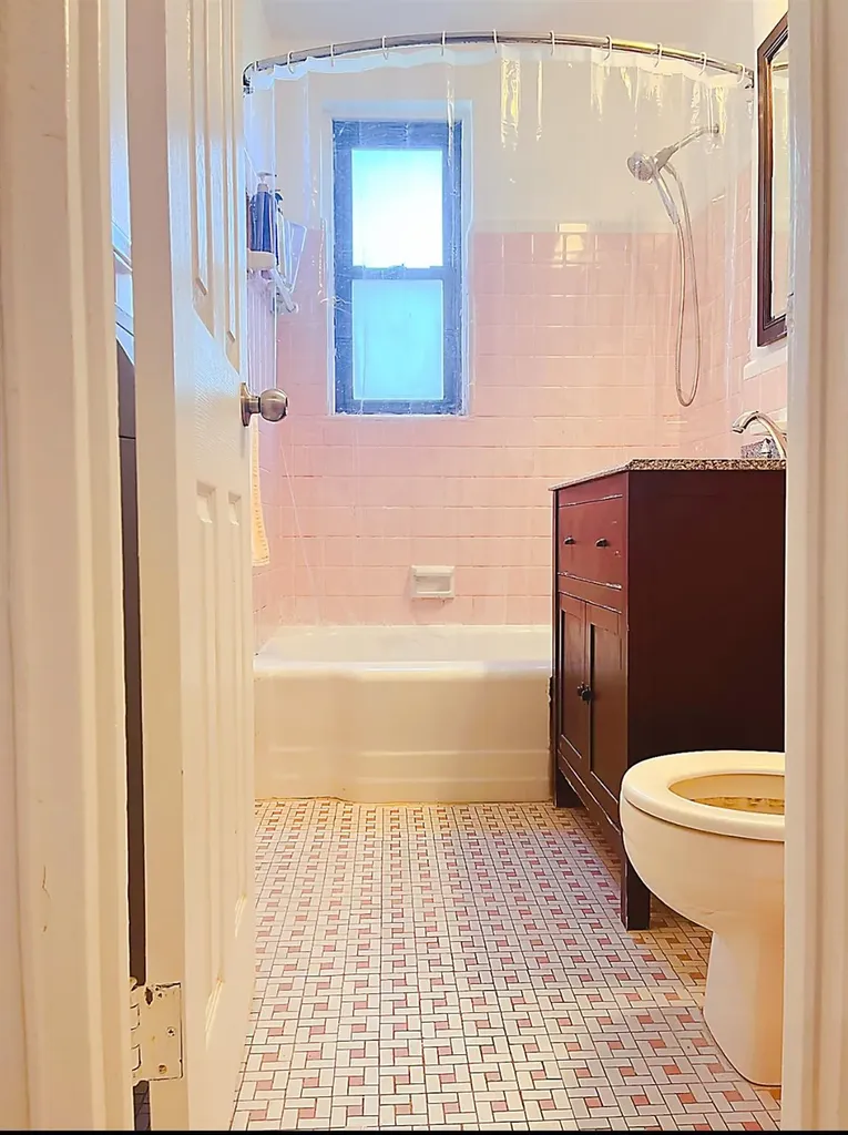 140-39 34 Avenue Flushing NY 11354