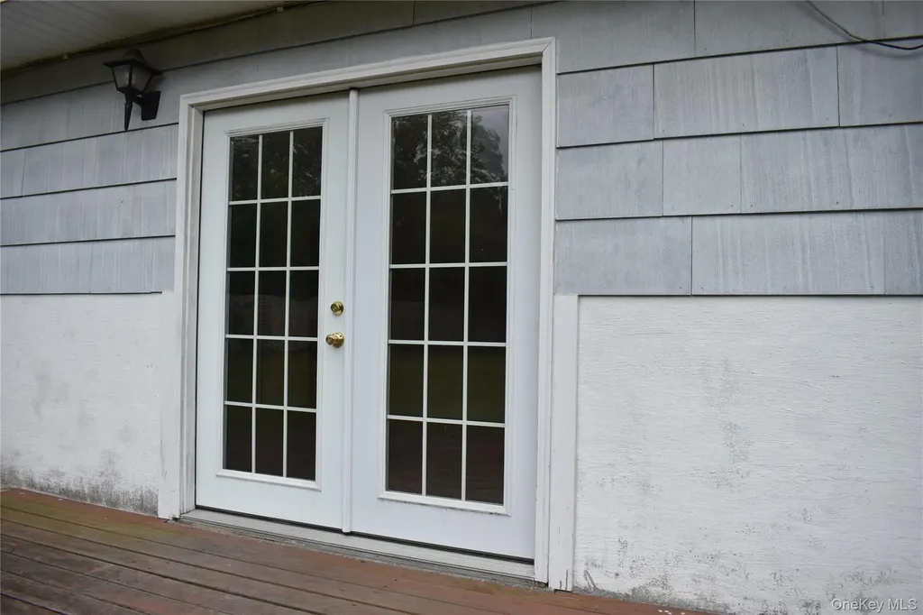 46 Trenton Road Fishkill NY 12524