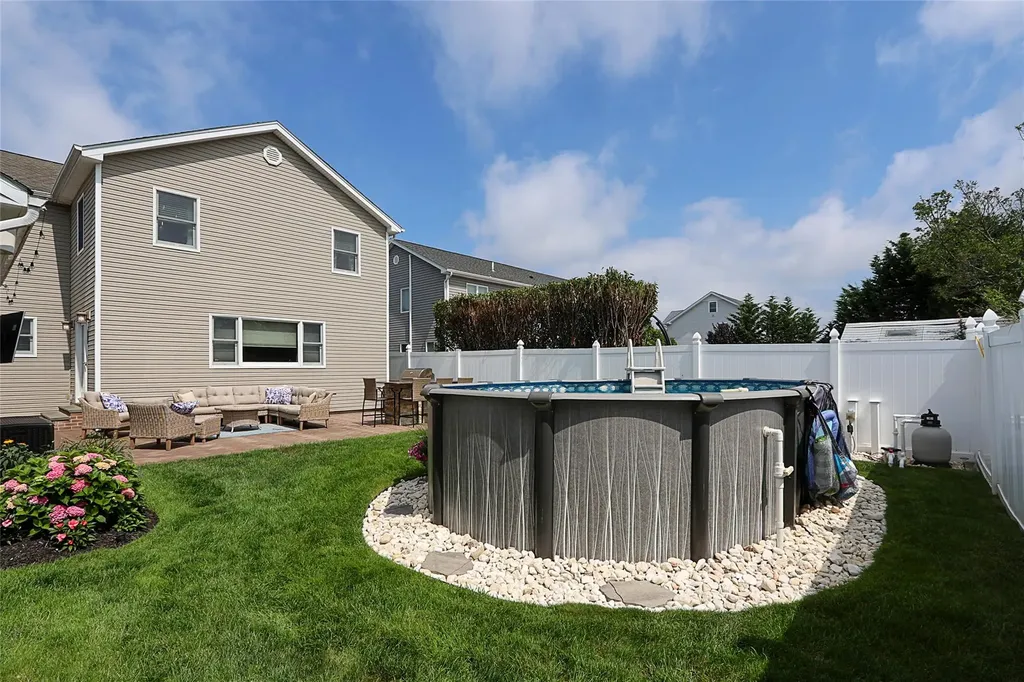 175 Division Avenue Massapequa NY 11758