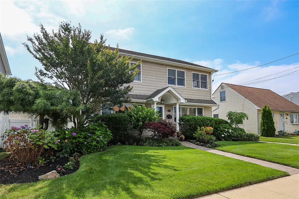 175 Division Avenue Massapequa NY 11758