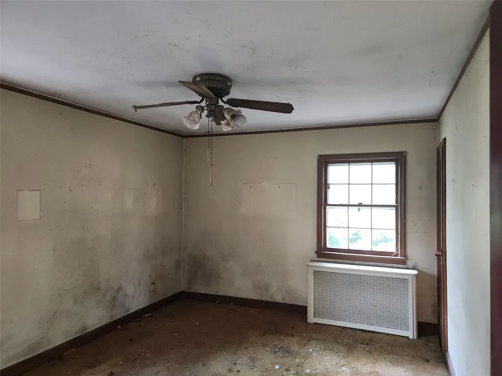 2 Birch Lane New Hyde Park NY 11040
