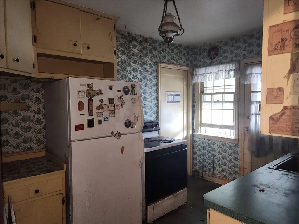 2 Birch Lane New Hyde Park NY 11040