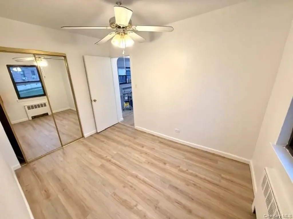 219-36 74 Avenue Bayside NY 11364