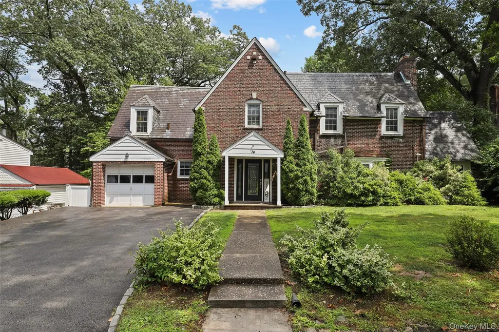 74 Chester Drive Yonkers NY 10710