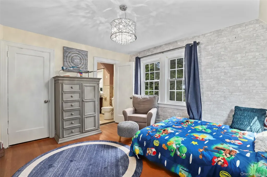 74 Chester Drive Yonkers NY 10710