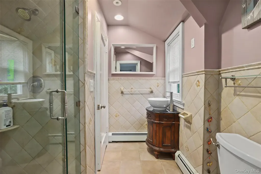 74 Chester Drive Yonkers NY 10710