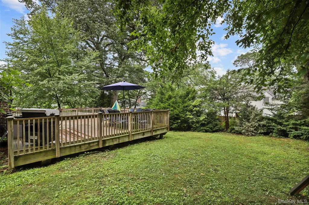 74 Chester Drive Yonkers NY 10710