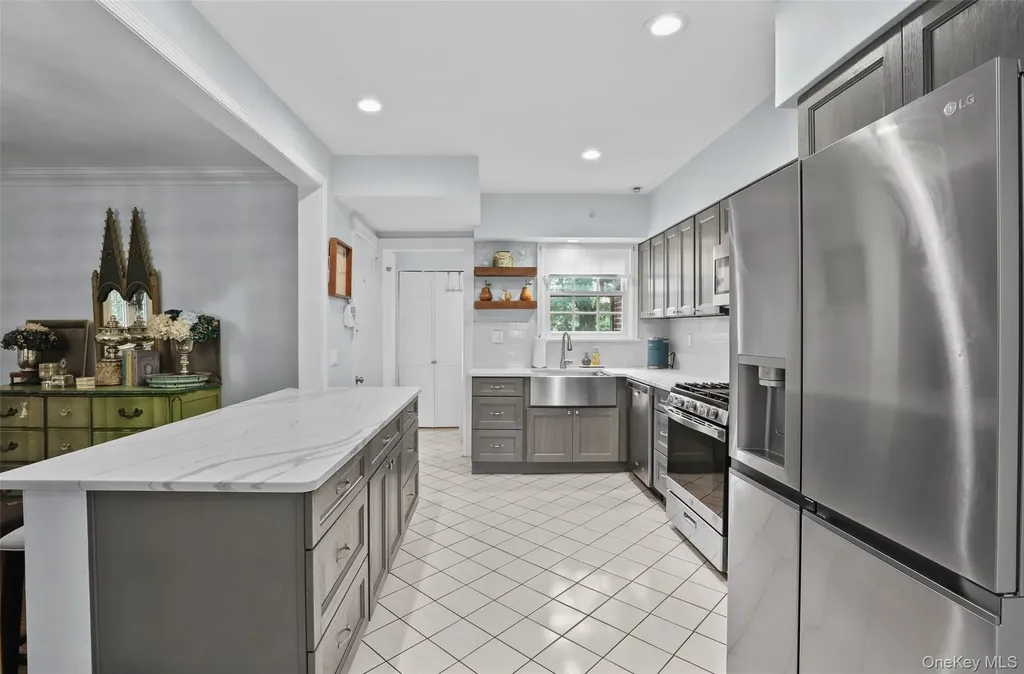74 Chester Drive Yonkers NY 10710