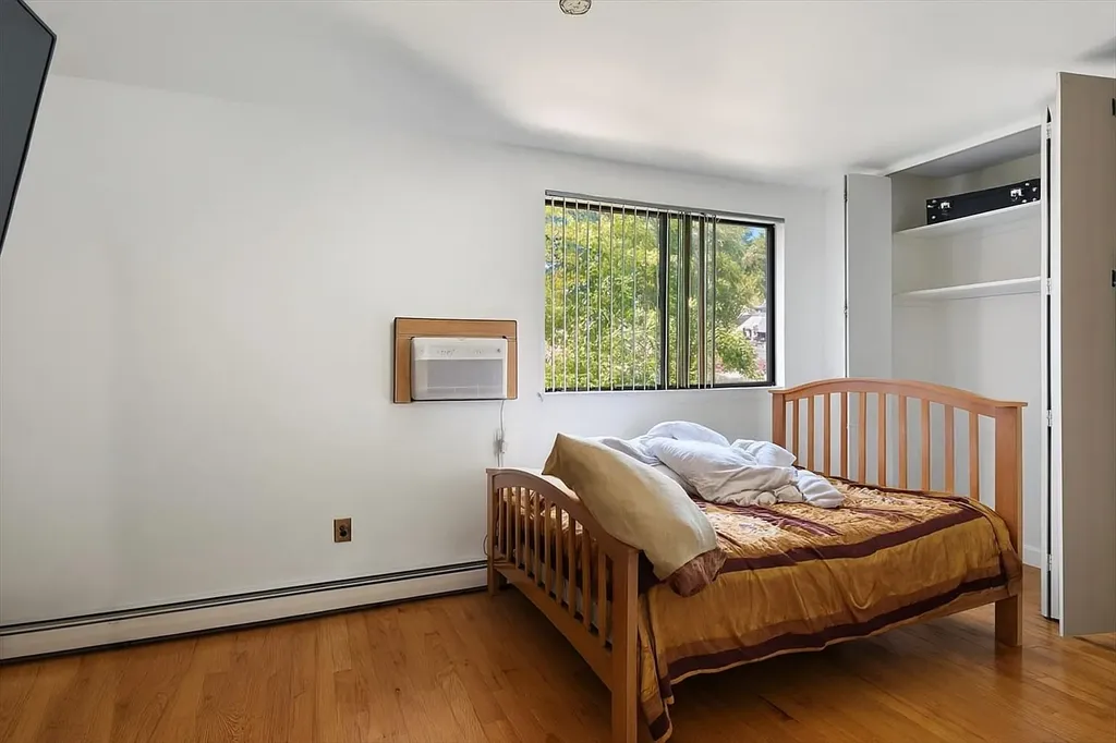 104 Round Hill Road Dobbs Ferry NY 10522