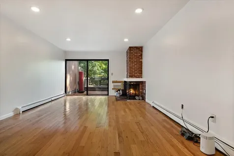104 Round Hill Road Dobbs Ferry NY 10522
