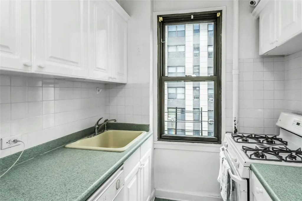 98-50 63rd Drive Rego Park NY 11374