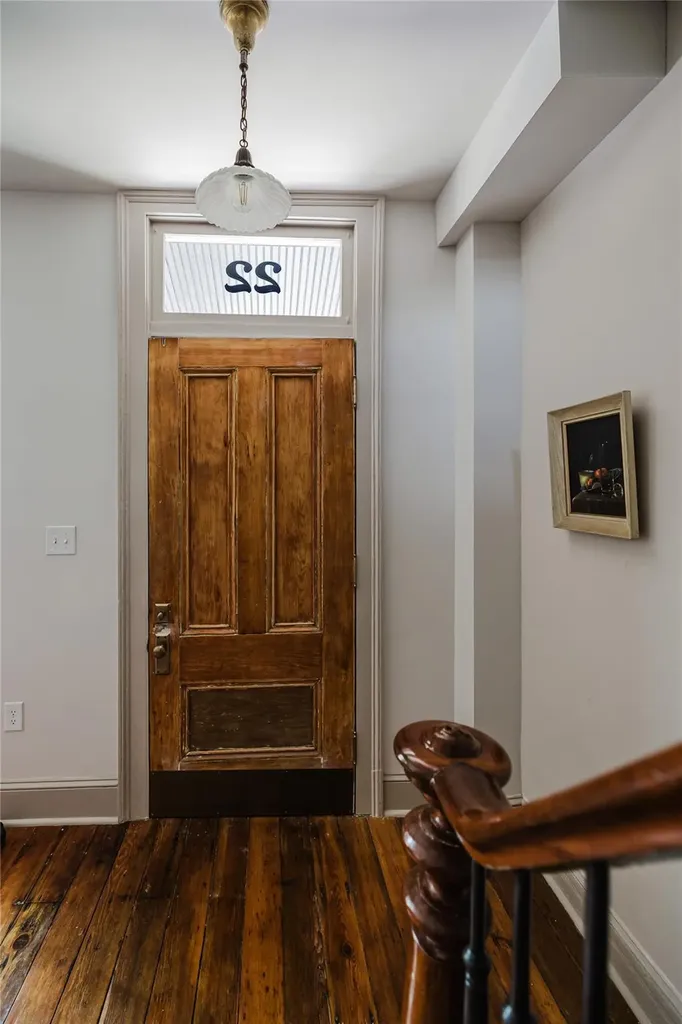 22 8th Street Hudson NY 12534