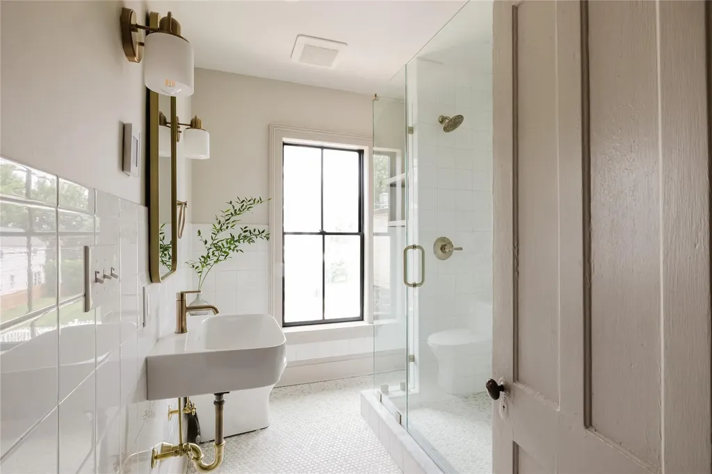 22 8th Street Hudson NY 12534