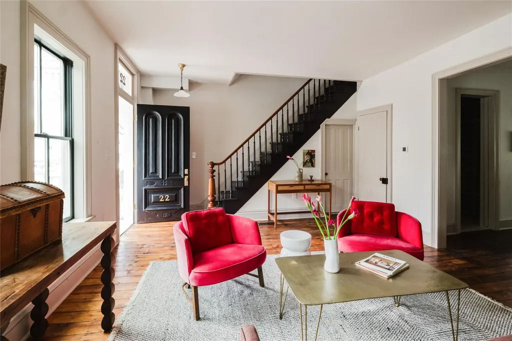 22 8th Street Hudson NY 12534