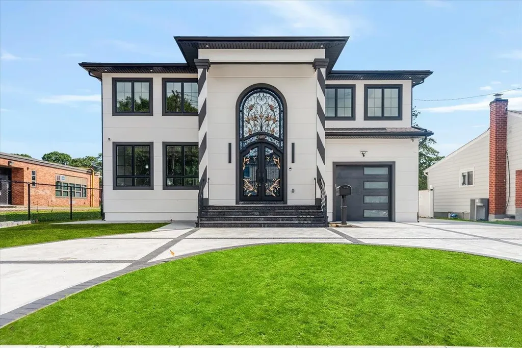 1489 Howell Road Valley Stream NY 11580