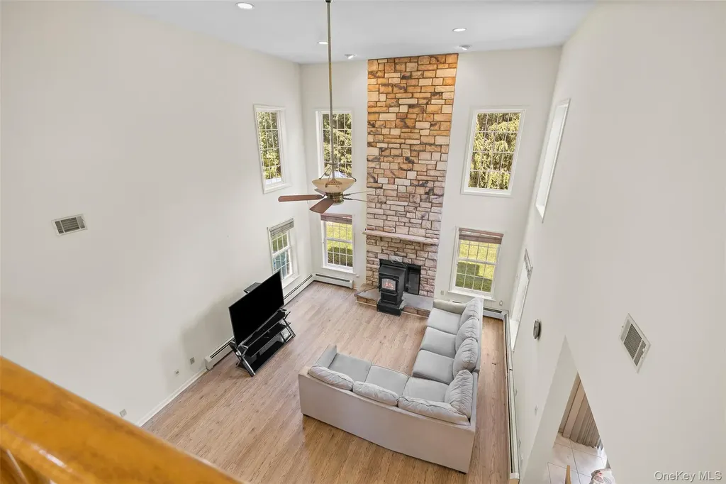 93 Elise Drive Middletown NY 10941
