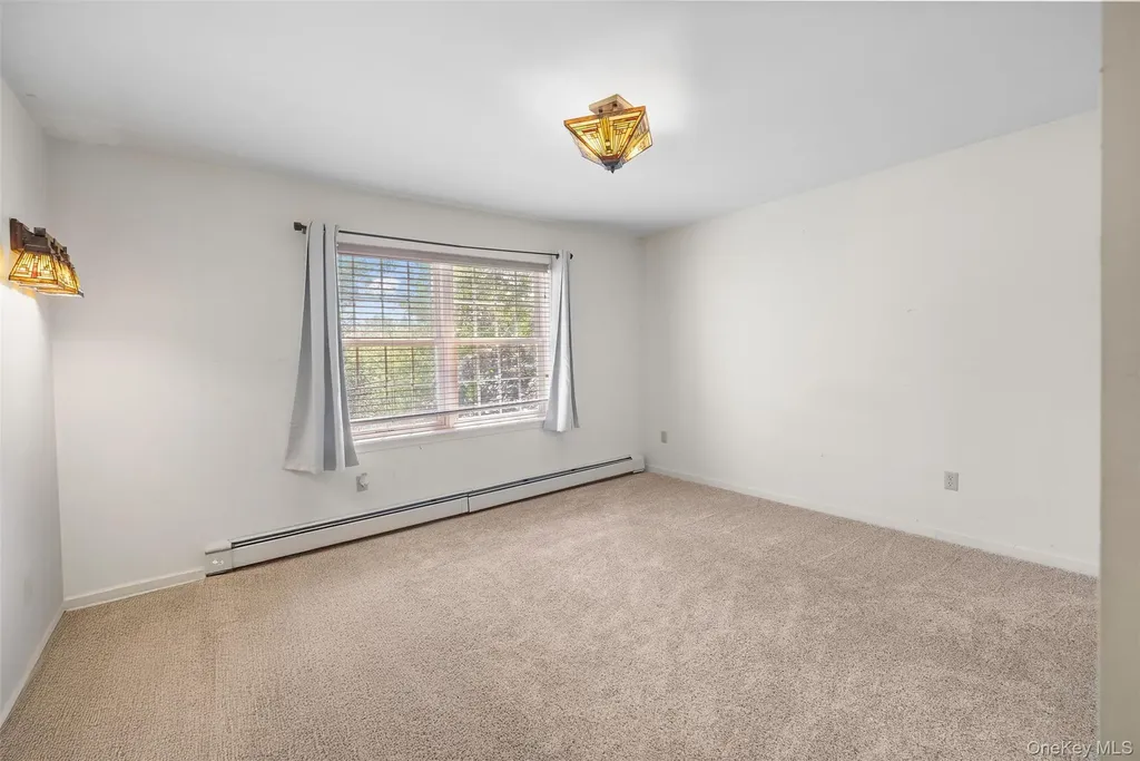 93 Elise Drive Middletown NY 10941