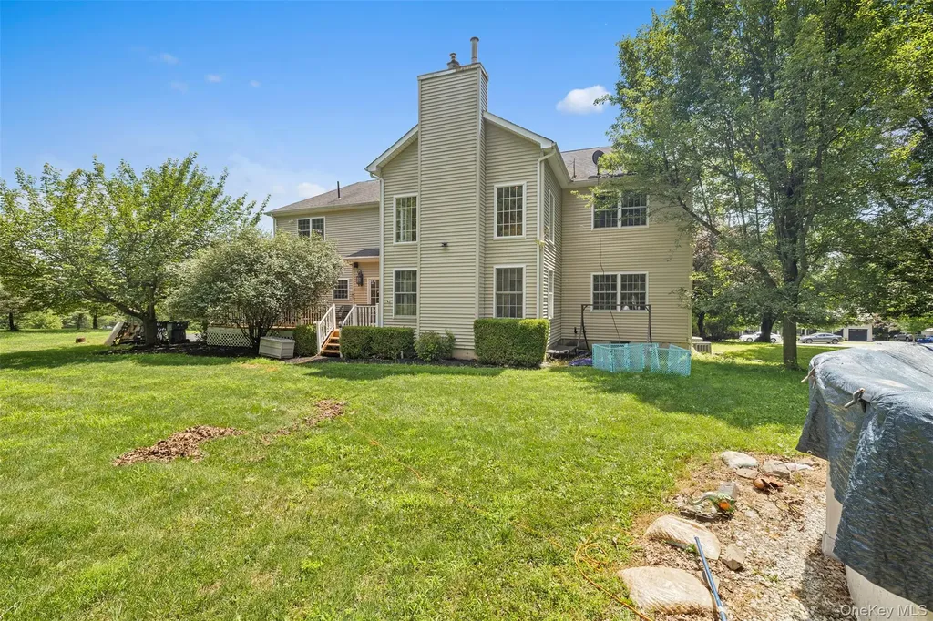 93 Elise Drive Middletown NY 10941