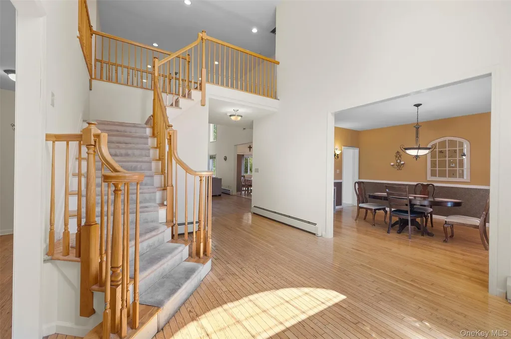 93 Elise Drive Middletown NY 10941