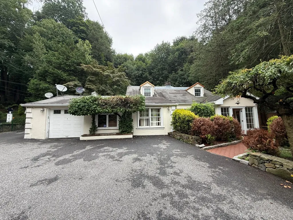 445 W Hartsdale Avenue Hartsdale NY 10530