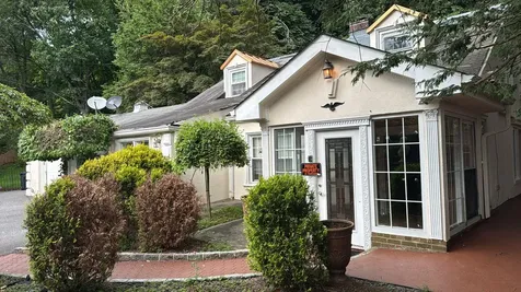 445 W Hartsdale Avenue Hartsdale NY 10530