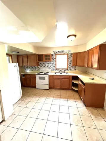 1680 Main Street Pleasant Valley NY 12569