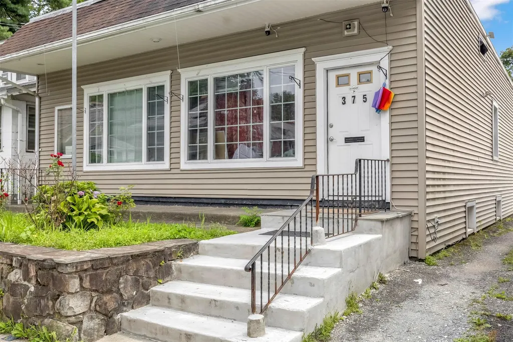 375 3rd Street Newburgh NY 12550