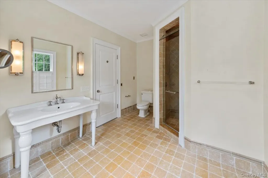4 Ashfields Lane Armonk NY 10504