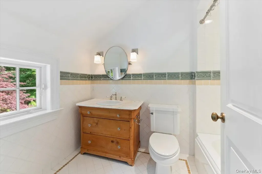 4 Ashfields Lane Armonk NY 10504