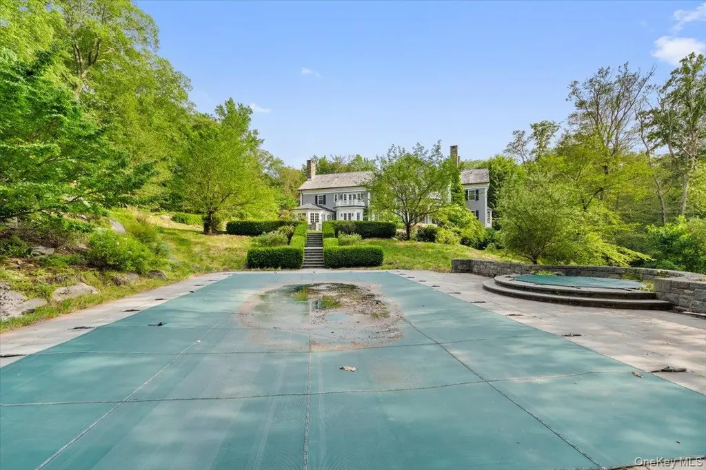 4 Ashfields Lane Armonk NY 10504