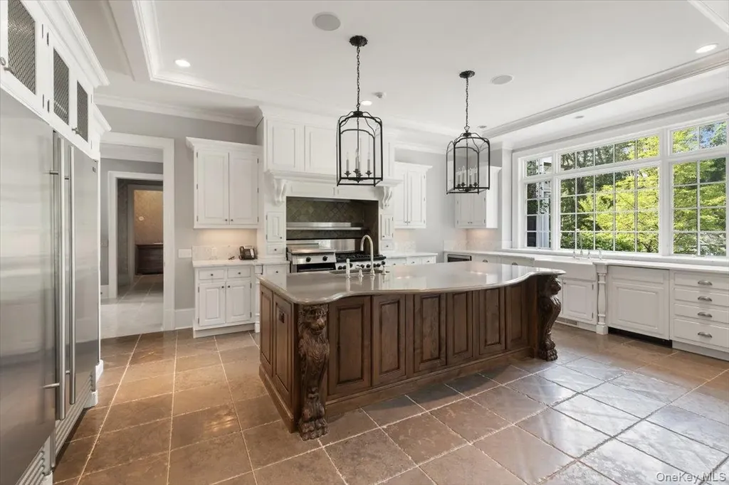 4 Ashfields Lane Armonk NY 10504