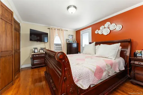 7 Mayfair Road Baldwin NY 11510