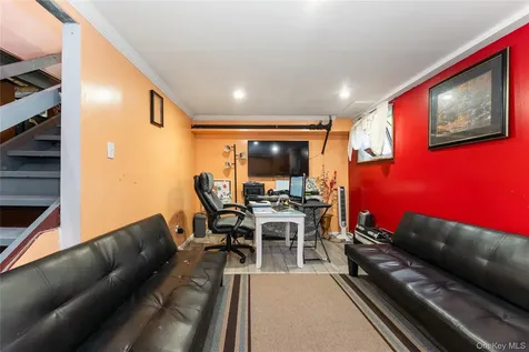 7 Mayfair Road Baldwin NY 11510