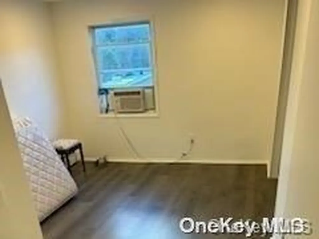 9 Maureen Lane Stony Brook NY 11790