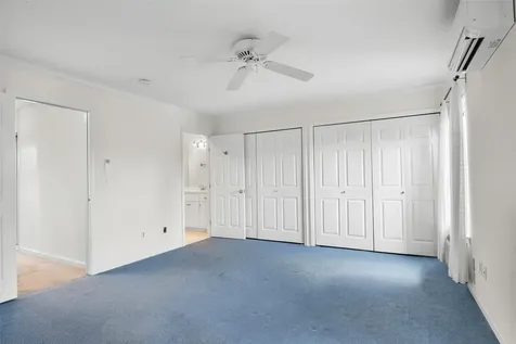 25 The Hamlet Pelham NY 10803