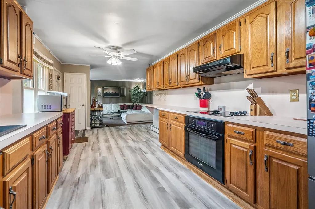 3 Lilly Court Moriches NY 11955