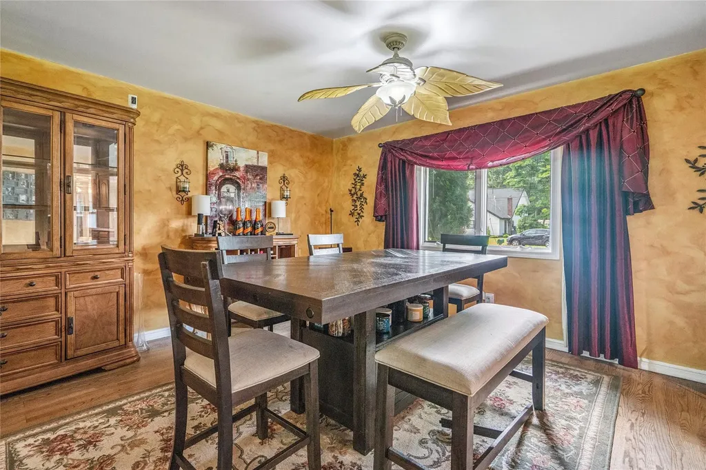 3 Lilly Court Moriches NY 11955