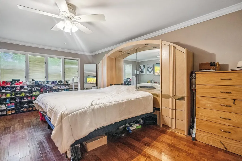 3 Lilly Court Moriches NY 11955