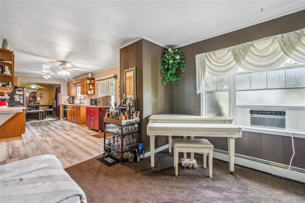 3 Lilly Court Moriches NY 11955
