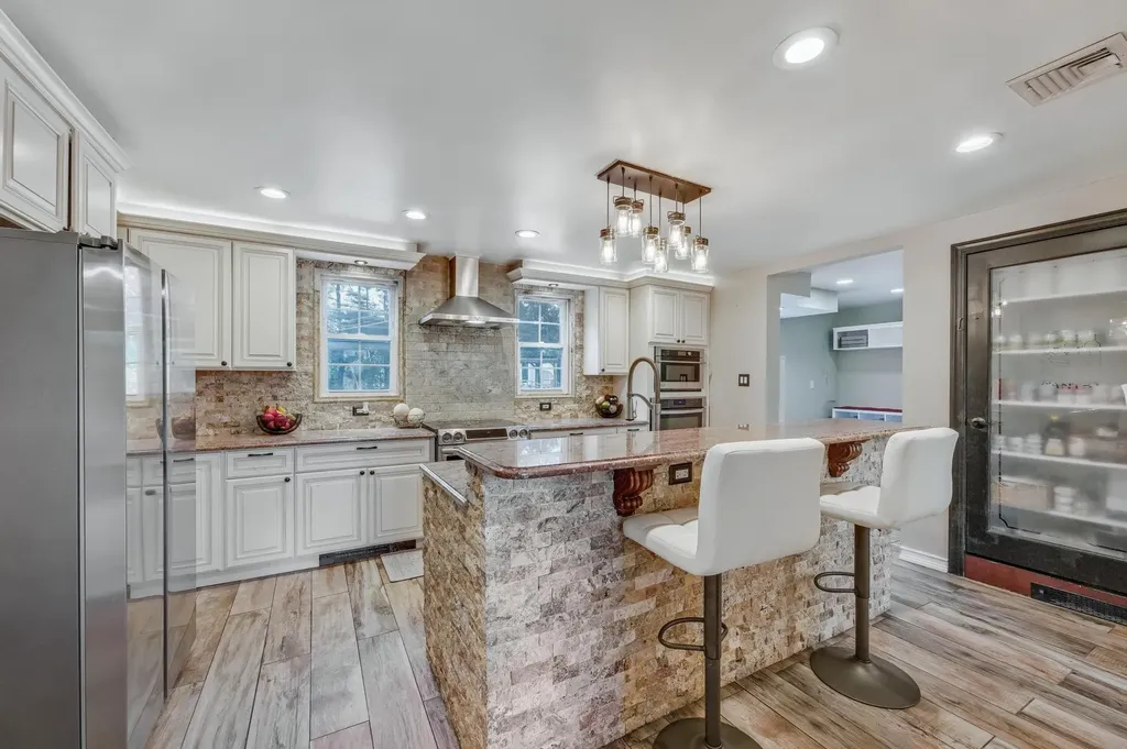 8 Caramel Court Commack NY 11725
