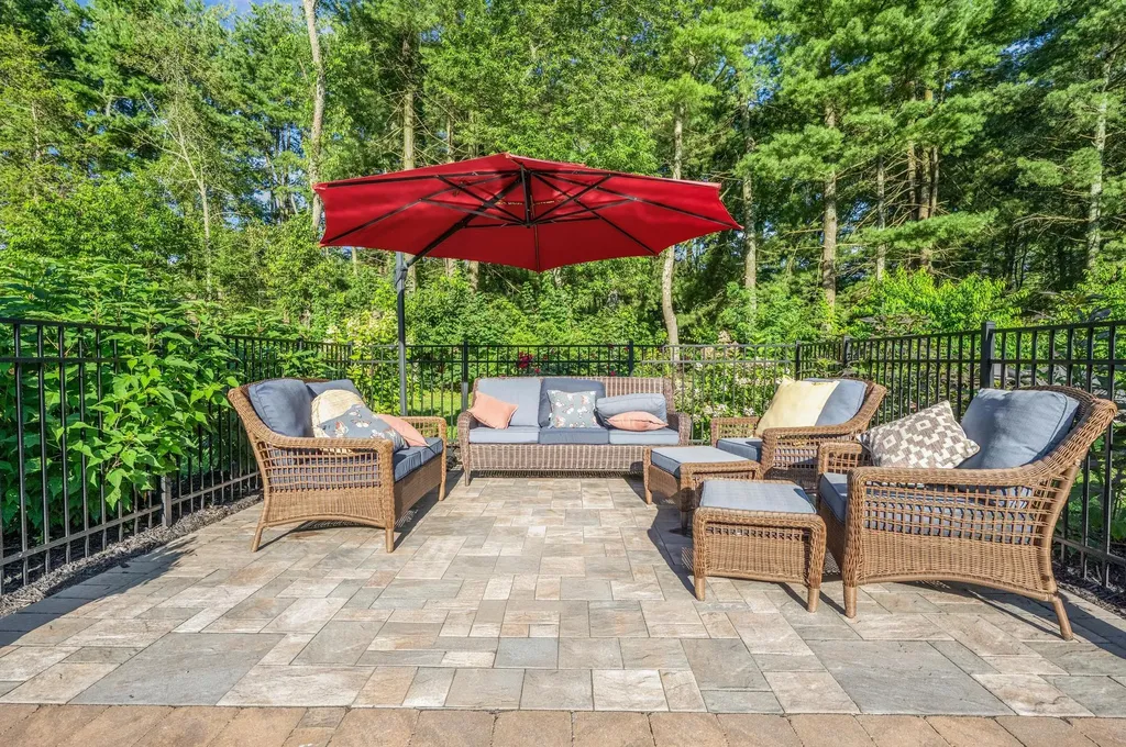 8 Caramel Court Commack NY 11725