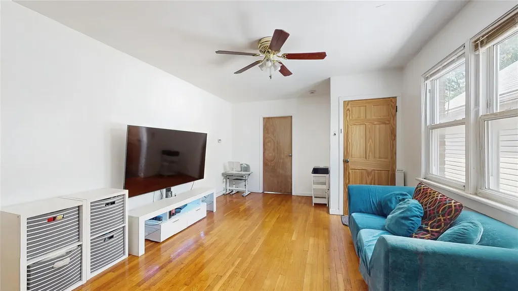 987 E 42nd Street Brooklyn NY 11210