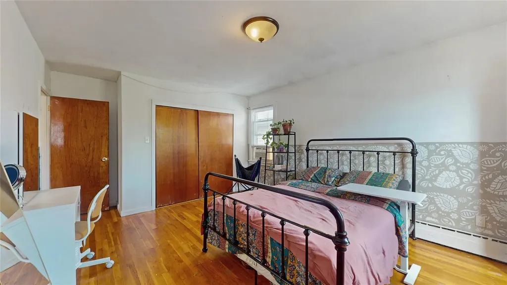 987 E 42nd Street Brooklyn NY 11210