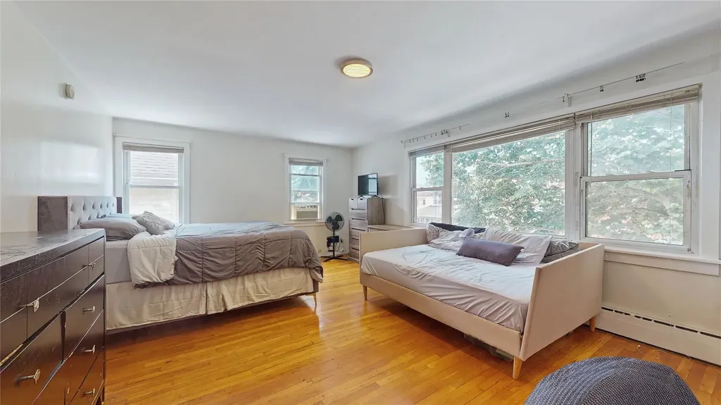 987 E 42nd Street Brooklyn NY 11210