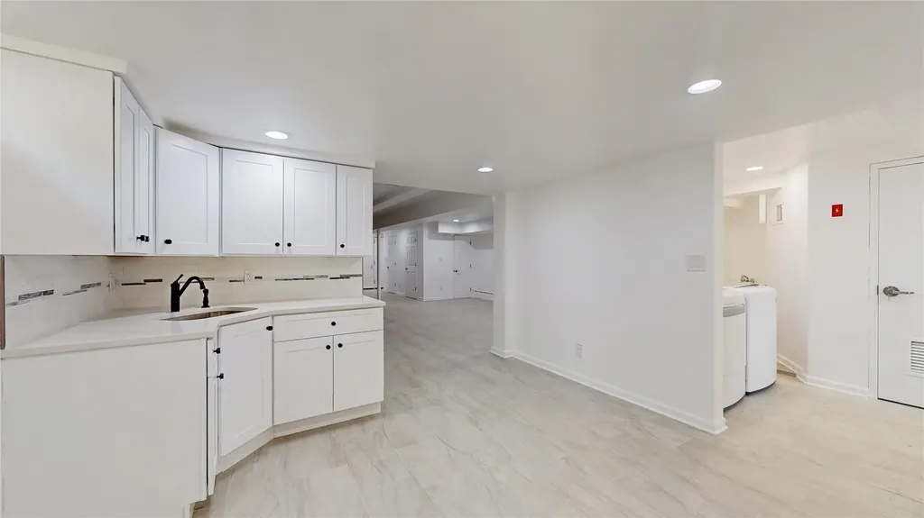 987 E 42nd Street Brooklyn NY 11210