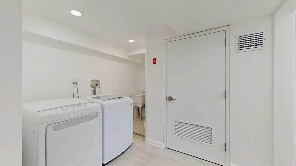 987 E 42nd Street Brooklyn NY 11210