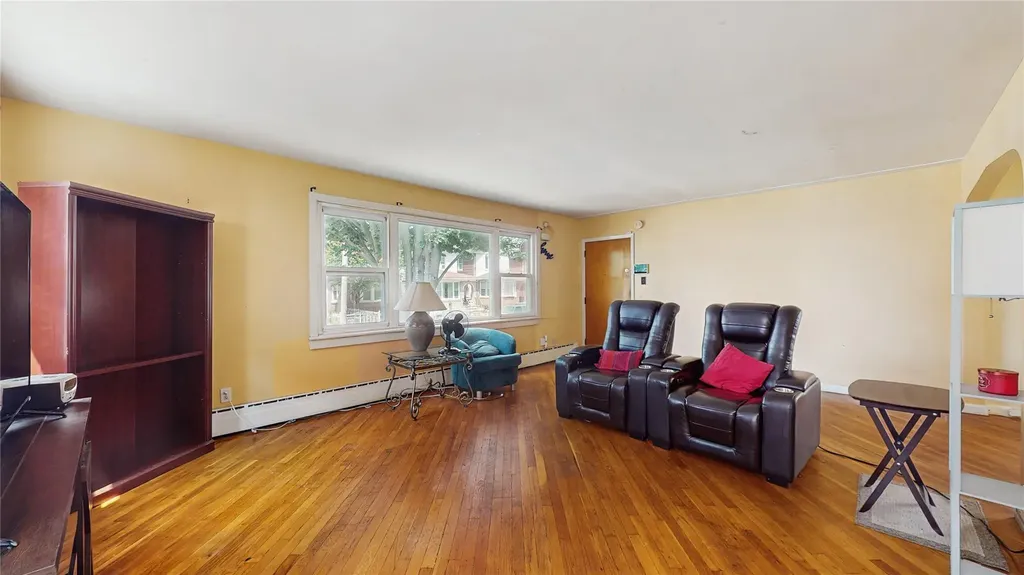 987 E 42nd Street Brooklyn NY 11210
